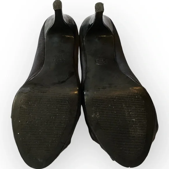 White House Black Market RAY Satin Bow Peep Toe Pumps 7.5M - Picture 5 of 5